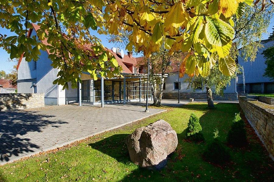 Kongo Hotel Haapsalu Zewnętrze zdjęcie